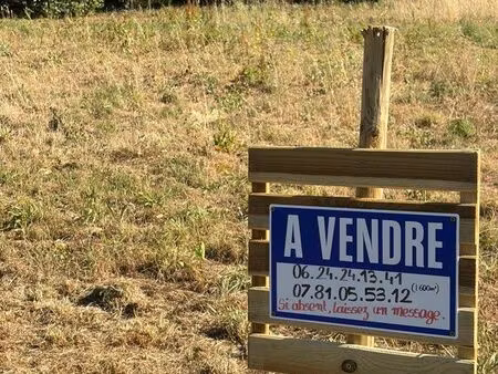 terrain constructible 1600m2