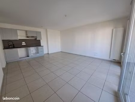 appartement 3 pièces 60 m²