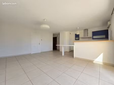 appartement 3 pièces 73 m²