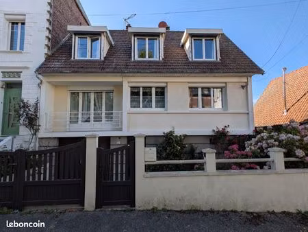 pavillon 4 pièces 93 m²