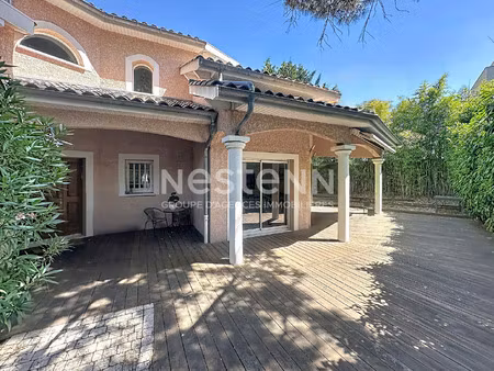 vente maison 7 pièces 214 m² bron (69500)