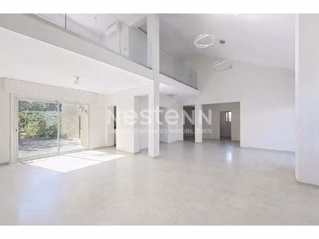 vente maison 8 pièces 208 m² bron (69500)