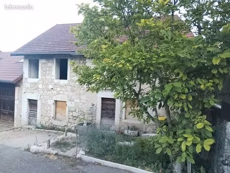 maison en pierre à rénover