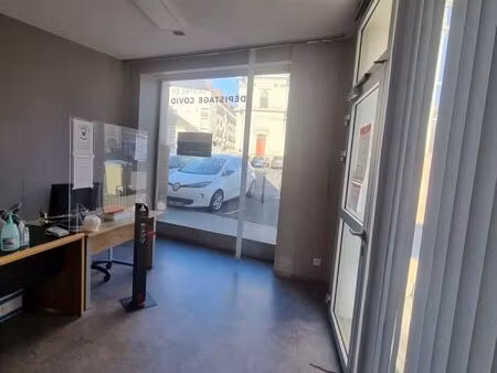 local commercial 107 m²