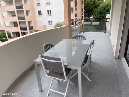 t2 meublé 47 m² à annecy-le-vieux