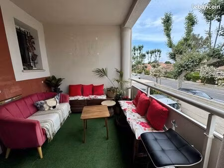 t3 en duplex avec terrasse et garage