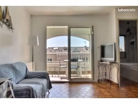 appartement t2  pin rolland proche mer