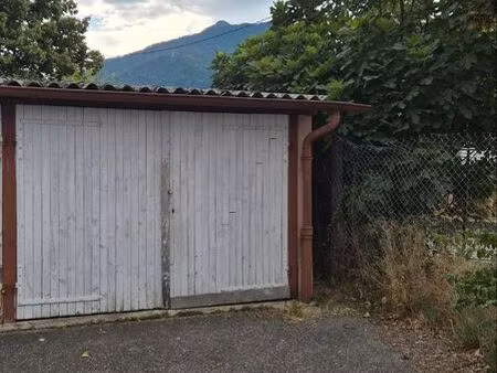 a vendre garage albertville 73200