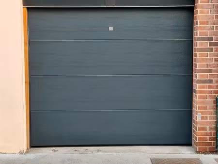 garage double avec prise de recharge ve