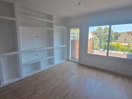 maison renovée 75m2 aperçu mer plage à 2 min