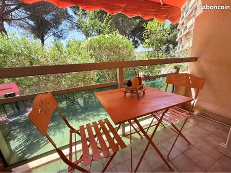 appartement 300 mètres plage et commerces