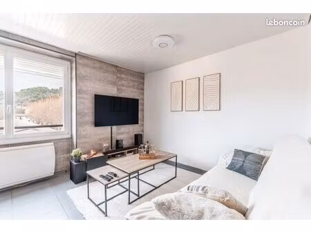 appartement t2 équipé + loggia