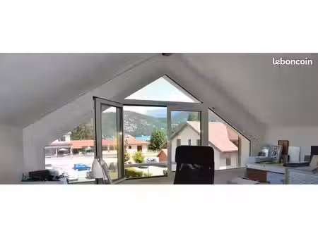 loue bureau proche lac au calme avec parking privée