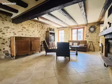 maison de ville 5 pièces 146 m²