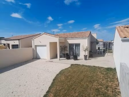 maison neuve échiré