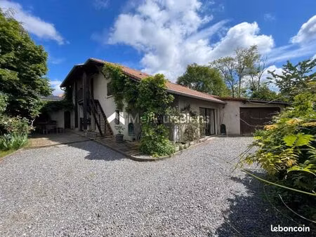 maison 7 pièces 145 m²