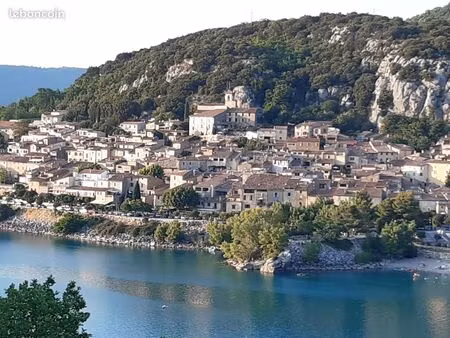 rez de chaussée d'une maison de village
