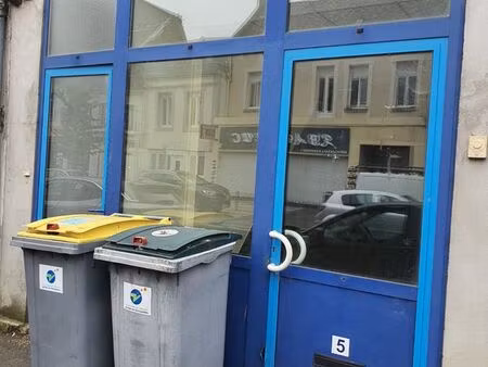 local commercial avec logement t3
