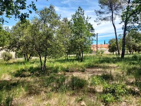 terrain 847 m² gareoult
