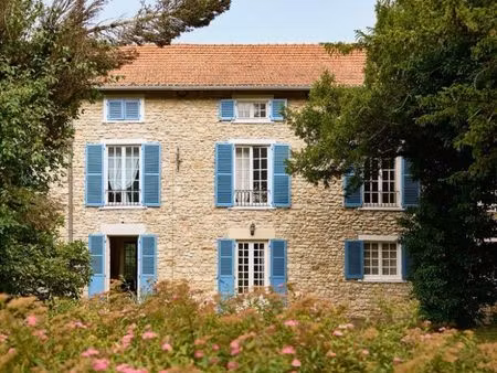 recherche maison sur bois le roi entre particuliers