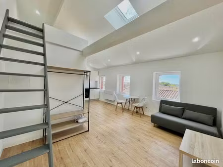 studio 1 pièce 25 m²