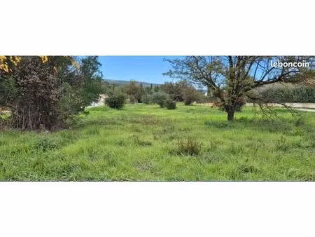 terrain 3 158 m² gareoult