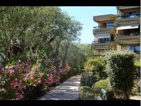 recherche appartement à vendre au parc des oliviers la faviere  83230