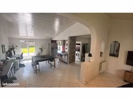 maison plain-pied 5 pièces – 113 m² – terrain 800 m² sans vis-à-vis – lésigny (77150)