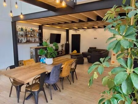 maison de caractère – ancienne grange rénovée – 215 m² – 4 chambres – dpe a – poitiers