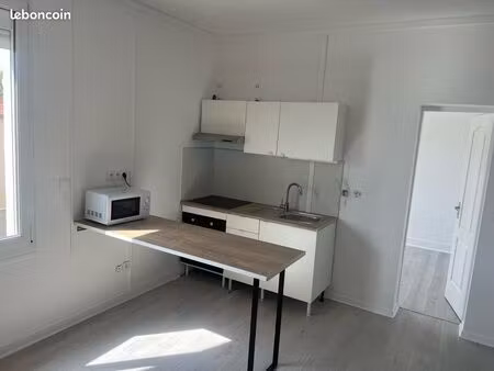 appartement 2 pièces 32 m² rénové (non meublé) – elisabethville  2 min à pied de la gare