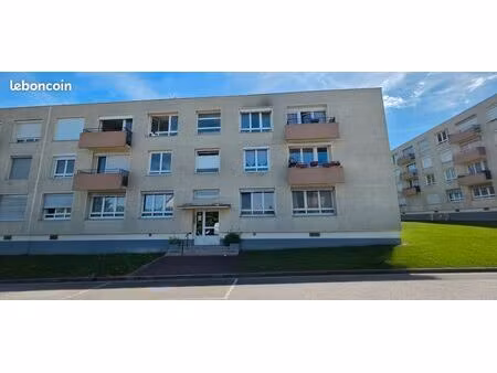 appartement 3 pièces rénové résidence sécurisée