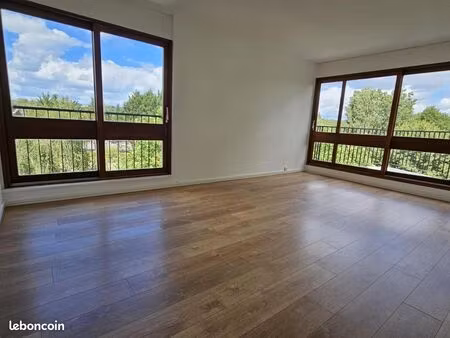 appartement 3 pièces 64 m²