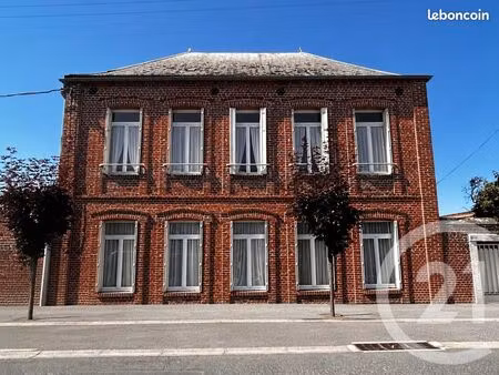 maison 6 pièces 170 m²