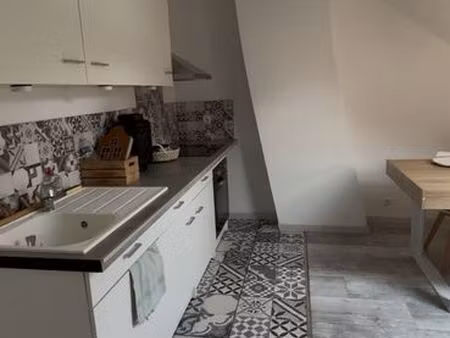 t2 rénové quartier saint jean de 45m2