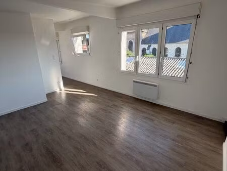 beau logement  proche d’amiens dans la commune de belloy sur somme