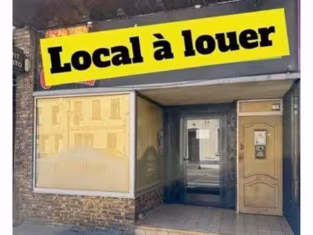 local commercial à louer 200 m2