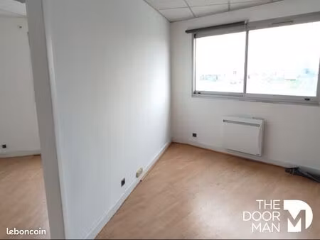 local commercial 23 m²