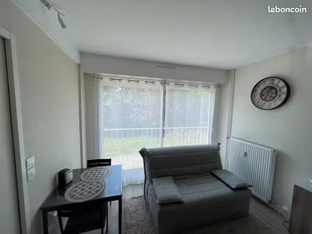 appartement 1 chambre dans une résidence arborée