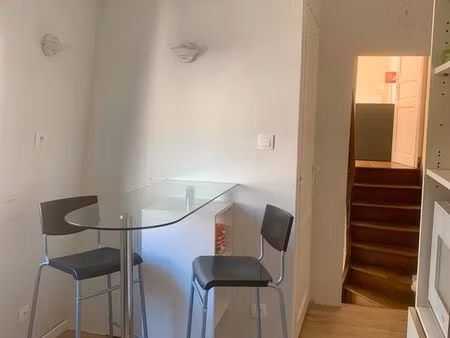 studio meublé à etudiant-e