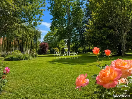 propriété 6 pièces 162 m²