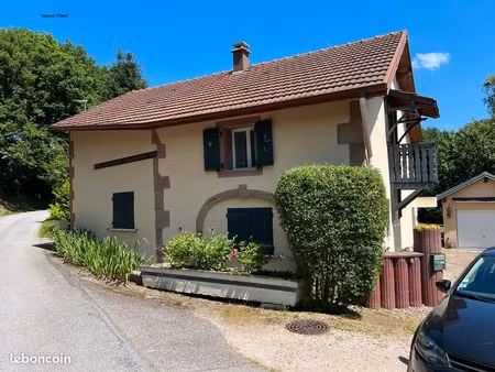 maison . 6 pièces . 200m2