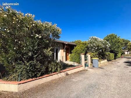 villa 4 pièces 90 m²
