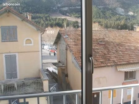 location vide à l'année