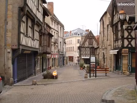 magasin - commerce à louer