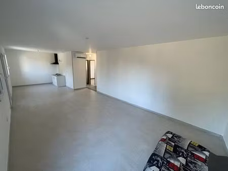 maison 74m2 3 chambres sur sous-sol de 125m2 et jardin de 1900m2