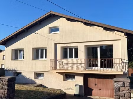 maison de 114 m² avec garage  terrasse et balcon