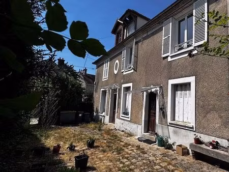 f2 a louer - bois le roi