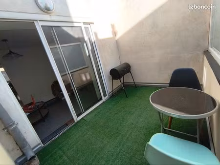 bel appart t4 duplex avec terasse très lunineux et frais de 80m2 centre ville refait a neu