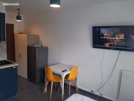 studio meublé