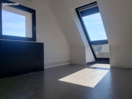 moyenmoutier – charmant f2 mansardé lumineux avec parking
